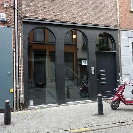Urban - Peacefull And Cozy Spot In Historical Center Apartament *